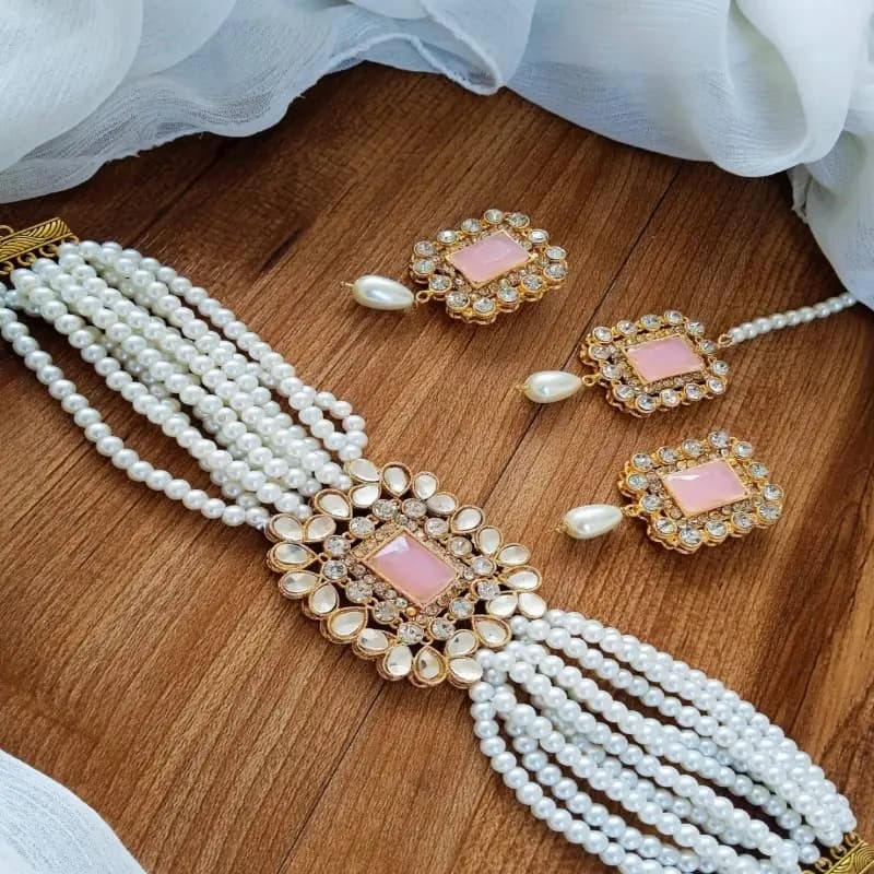 Heavy Kundan Chocker Set